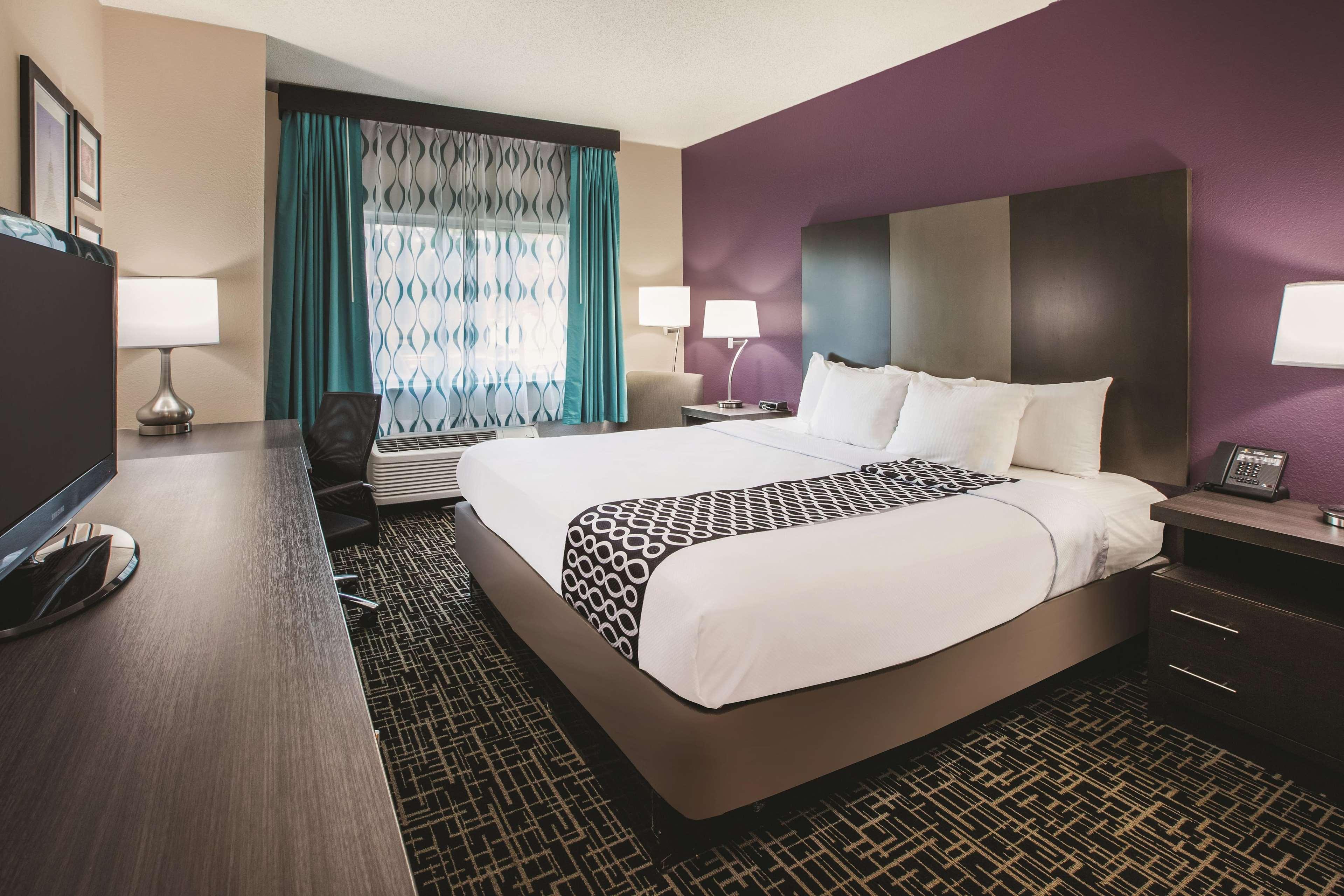 La Quinta Inn By Wyndham Indianapolis North Bagian luar foto