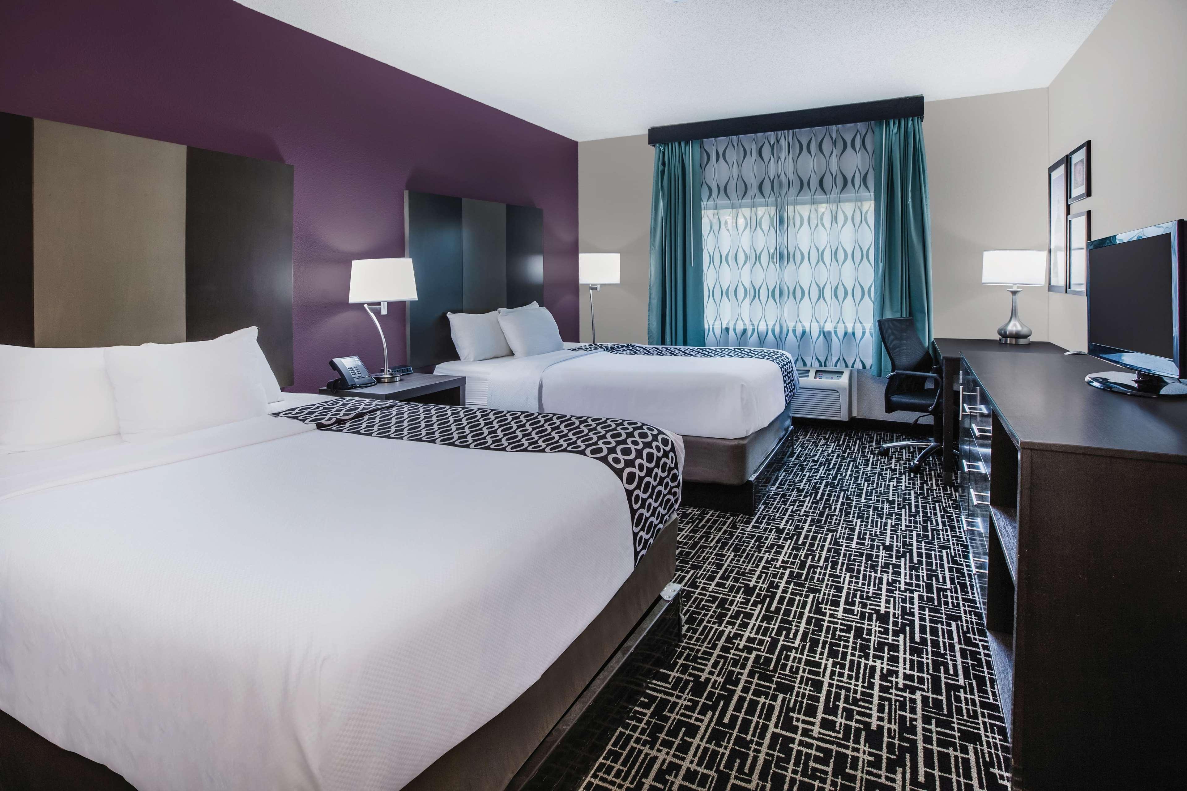 La Quinta Inn By Wyndham Indianapolis North Bagian luar foto