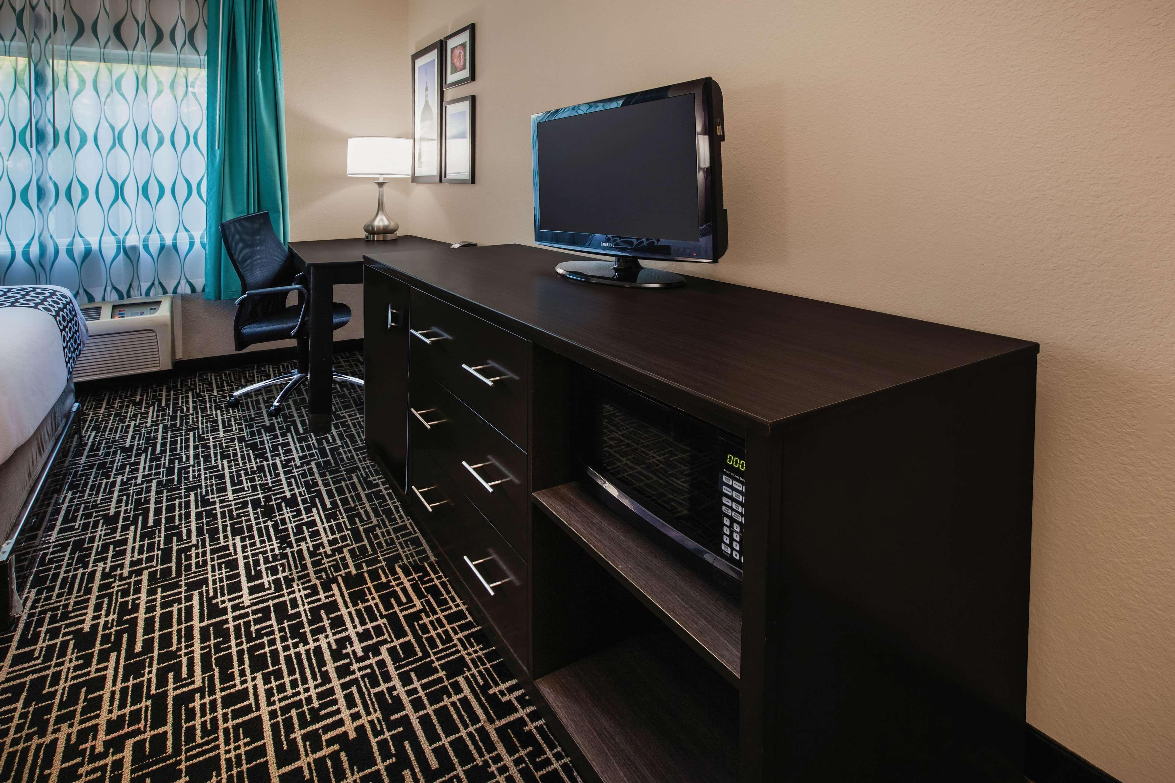 La Quinta Inn By Wyndham Indianapolis North Bagian luar foto