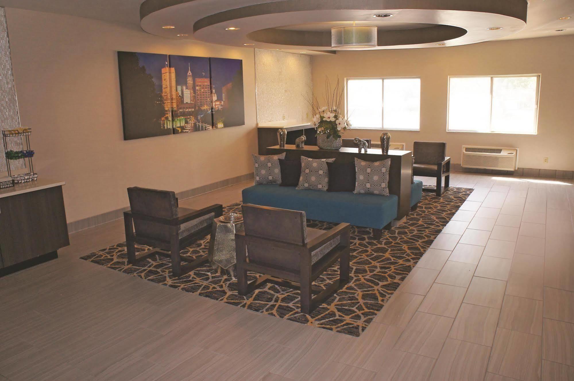 La Quinta Inn By Wyndham Indianapolis North Bagian luar foto